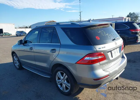 2013 Mercedes-Benz Ml 350 4Matic z USA, uszkodzony, nr VIN 4JGDA5HB7DA100223